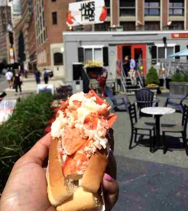roll storefront