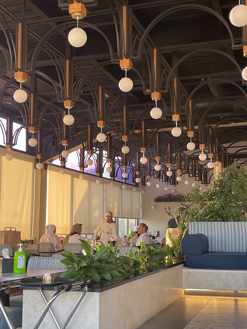 Barah Restaurant & Cafe