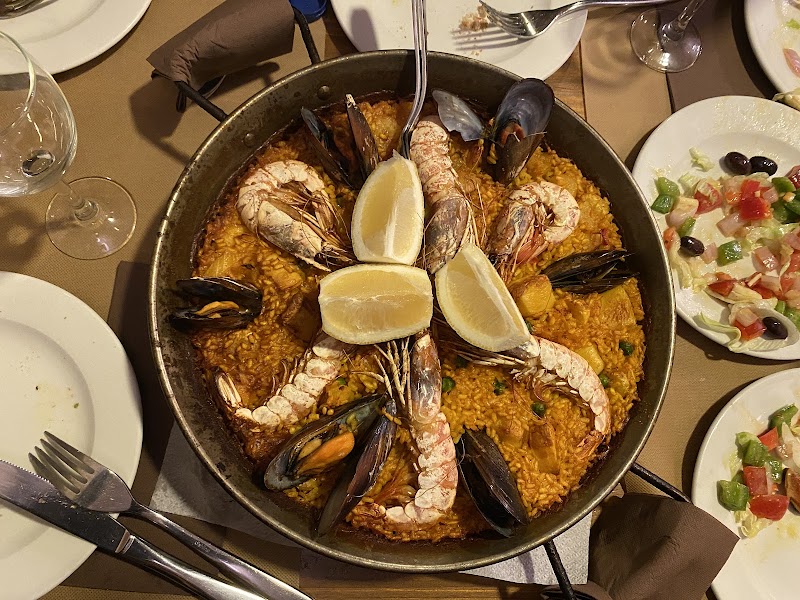 Colom Restaurant