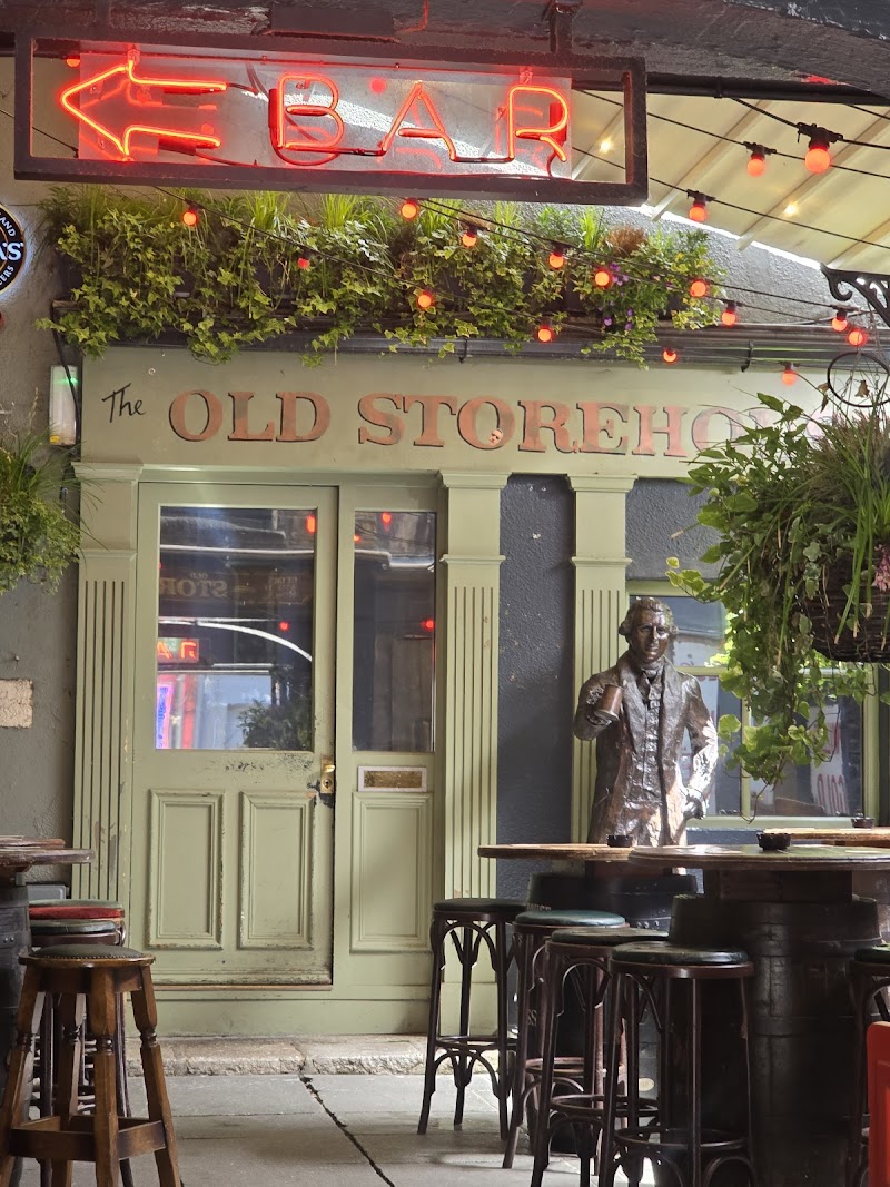The Old Storehouse Bar and Restaurant
