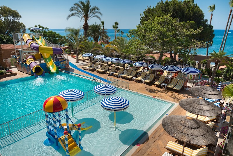 Amathus Beach Hotel Limassol