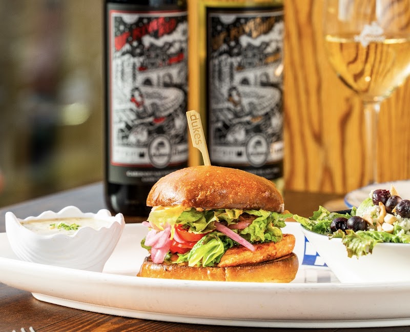 Duke's Seafood South Lake Union