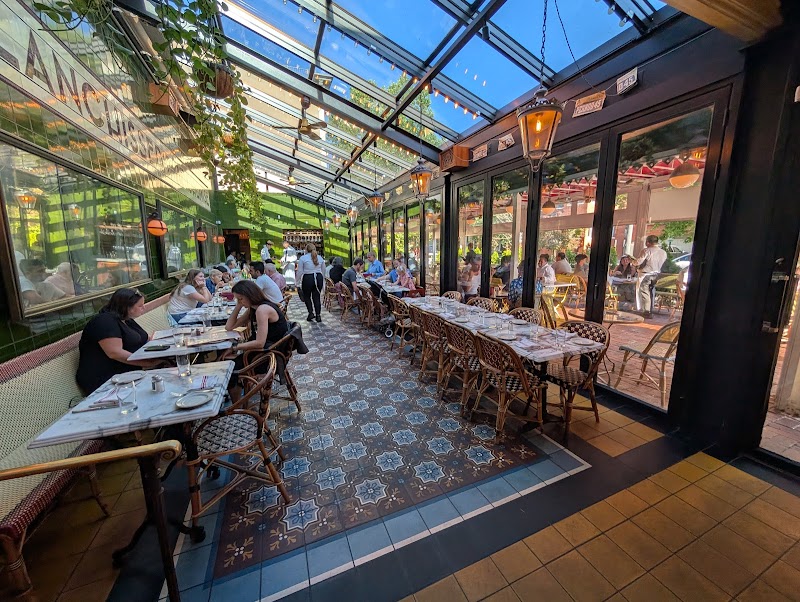 Le Diplomate