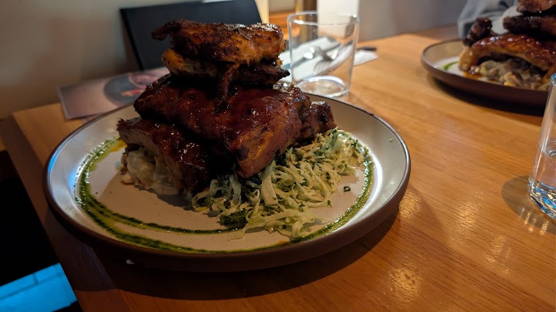 Earls Kitchen + Bar