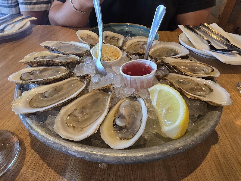 Pelican Seafood Market & Grill