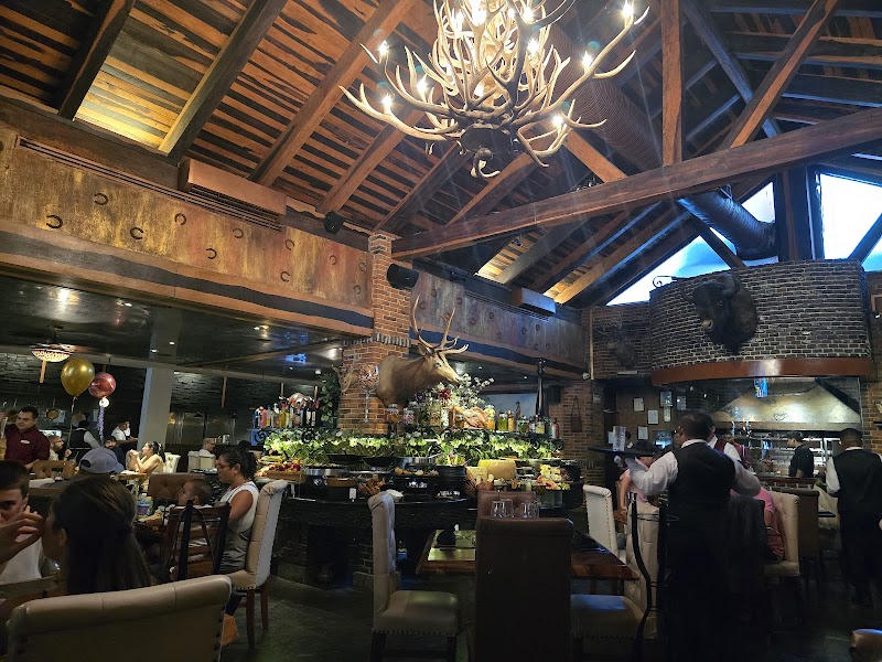 Bovinos Steakhouse & Seafood | Cancún