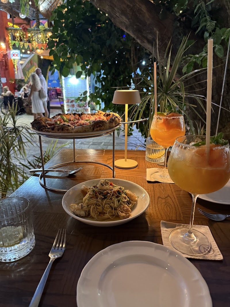 Nicoletta Playa Del Carmen
