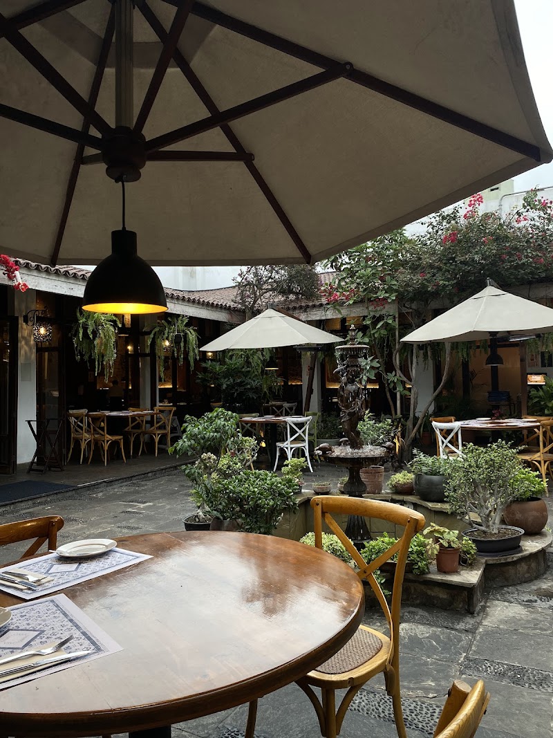 Casa Tambo Restaurant