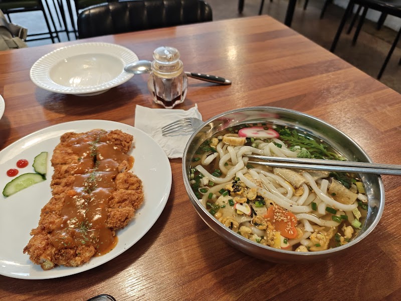 Korean casual dining dongnyeok