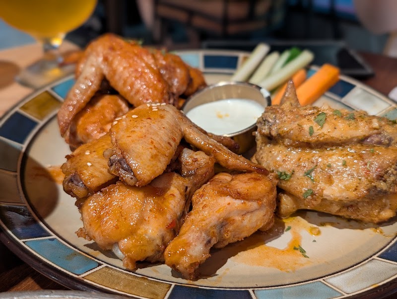 GumGum Beer & Wings