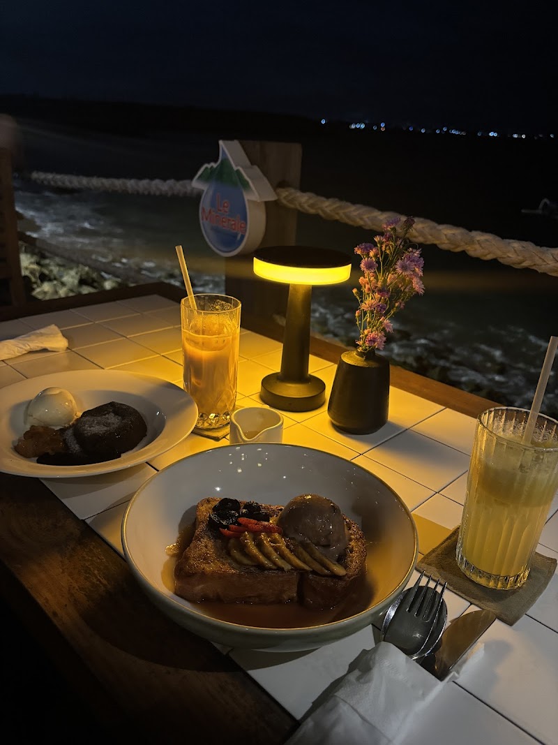 Coco Bistro