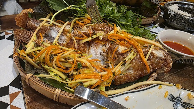 MẸT Vietnamese restaurant & Vegetarian Food 3