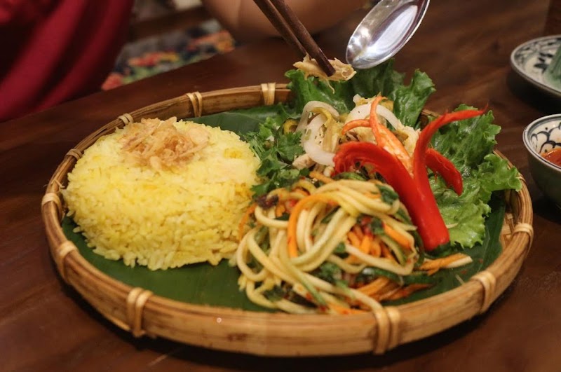MẸT Vietnamese restaurant & Vegetarian Food 5