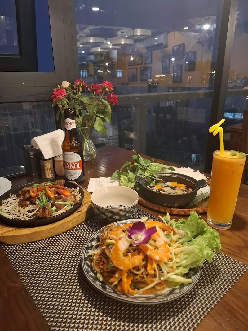 ORIANA VIETNAMESE RESTAURANT and VEGETARIAN