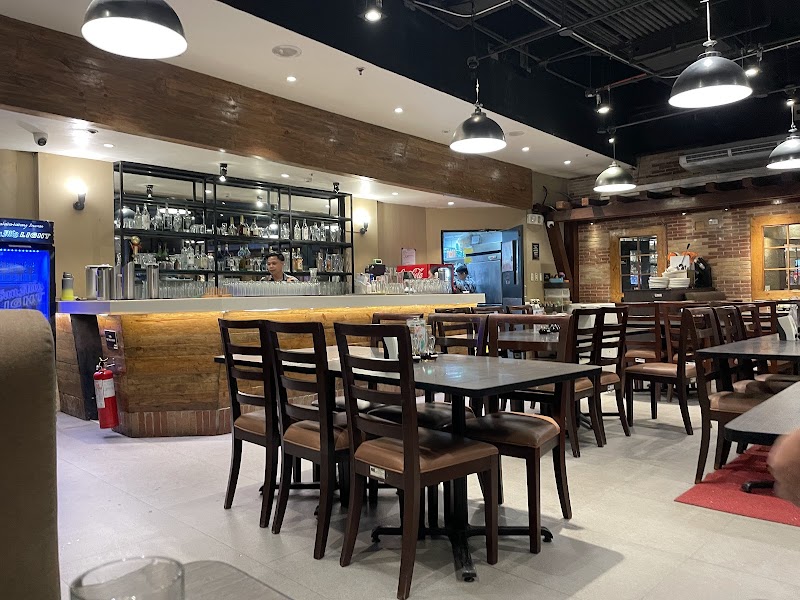 Gerry's SM Manila (Gerry's Grill)