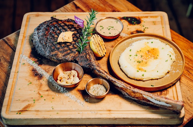 Elements Bar and Grill Pyrmont