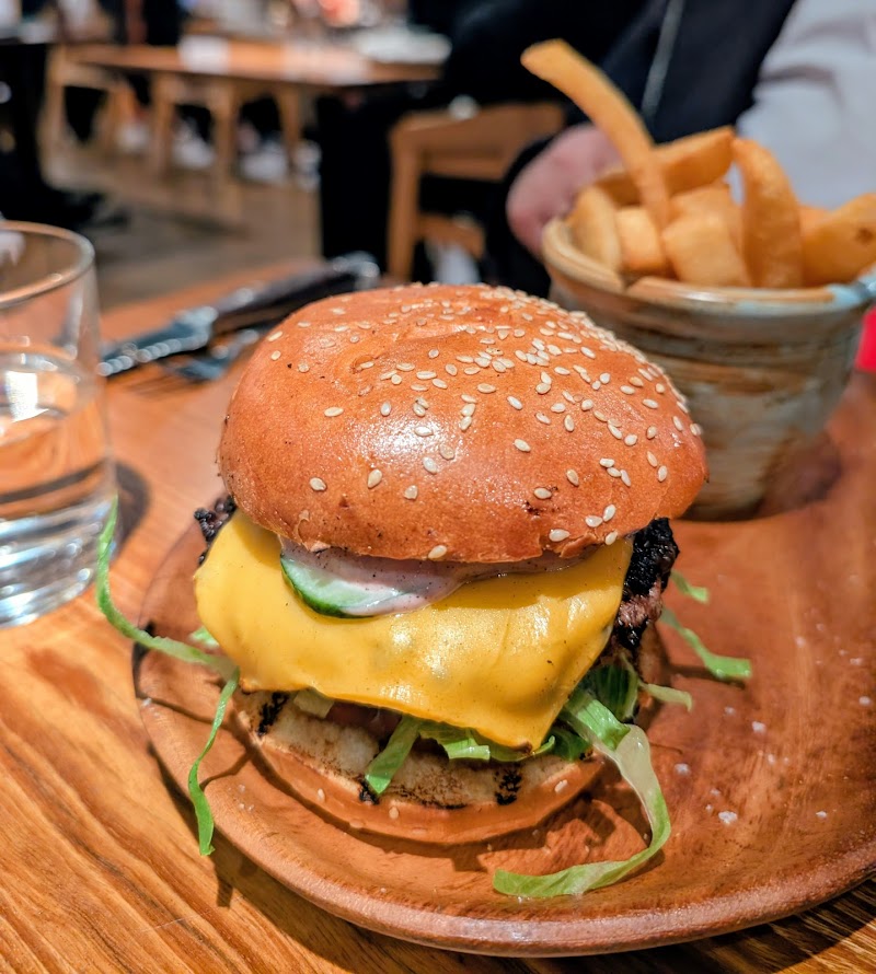Hunter & Barrel Perth