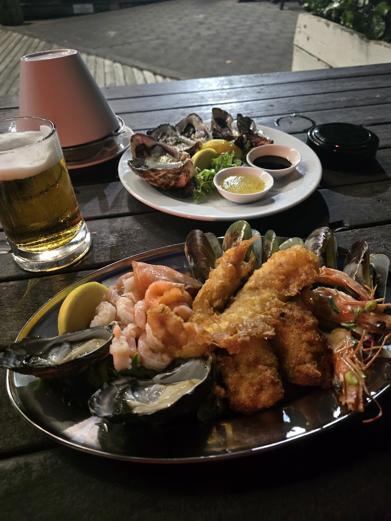 Swashbucklers Restaurant & Bar