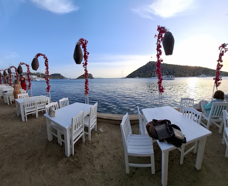 Karafaki Erhan Usta Gümüşlük Balık Restoranı