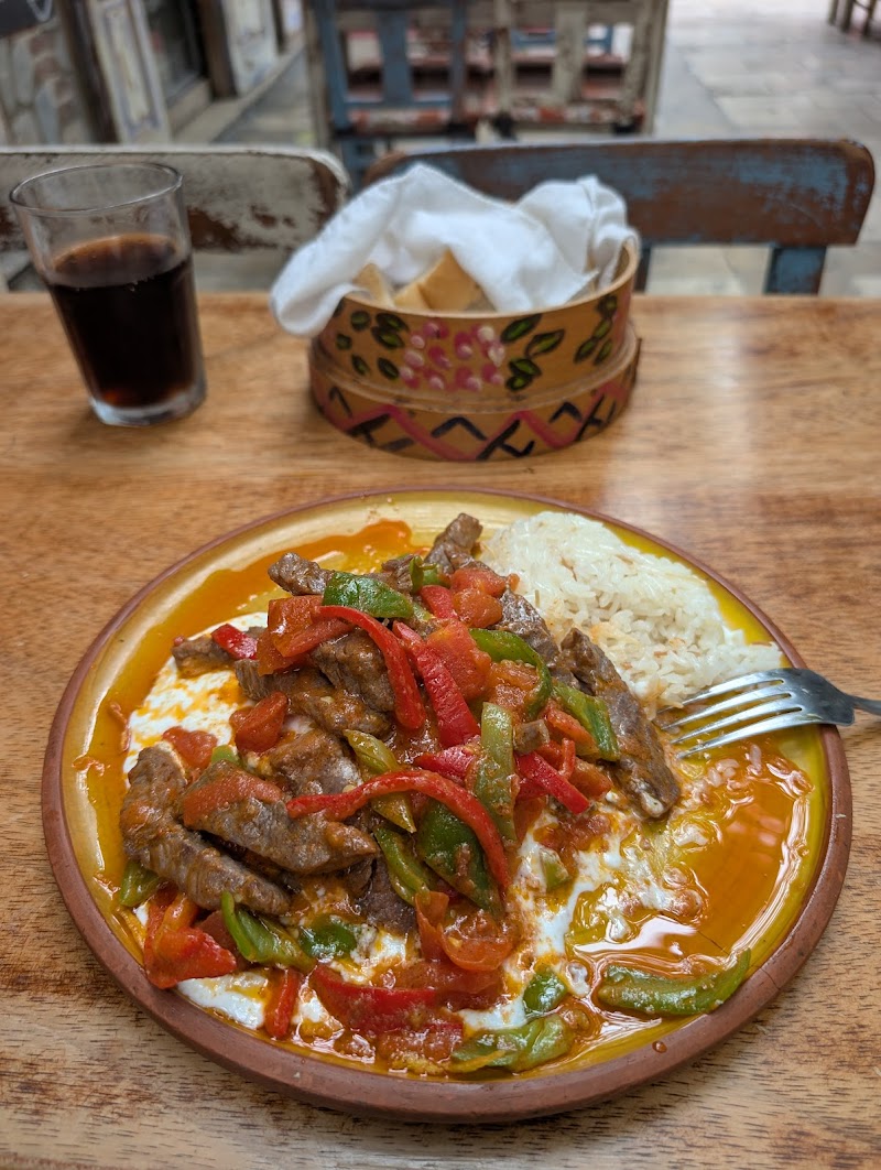 Zakka Cafe & Restaurant