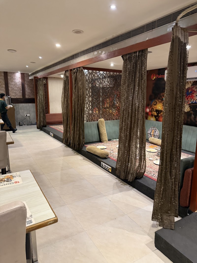 Palmshore Restaurant Medavakkam