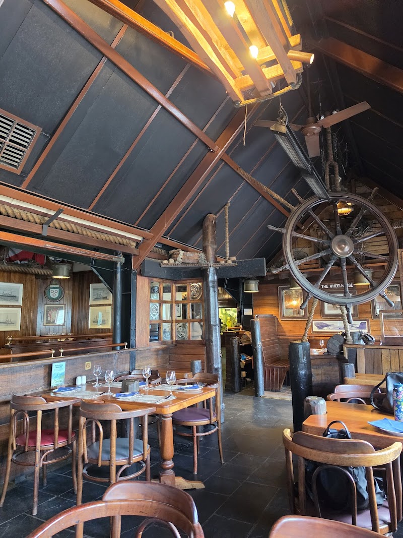 Mariner's Wharf Harbour Front Emporium
