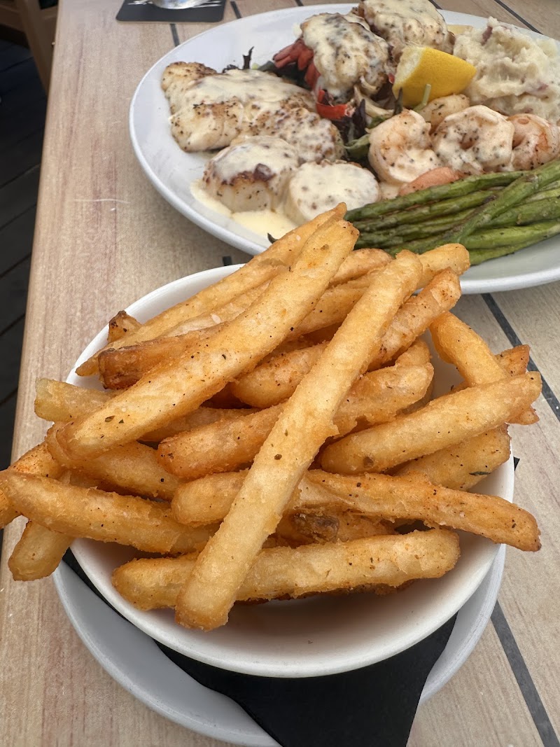 Fresco's Waterfront Bistro