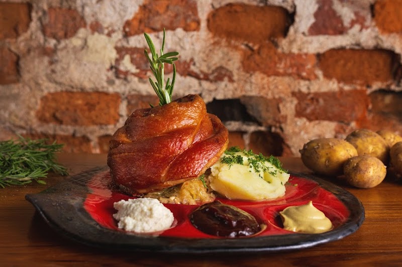 Starka | Restaurant & Vodkas