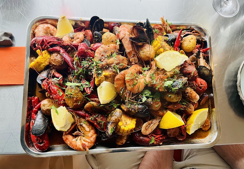 Rakin Seafood Bar