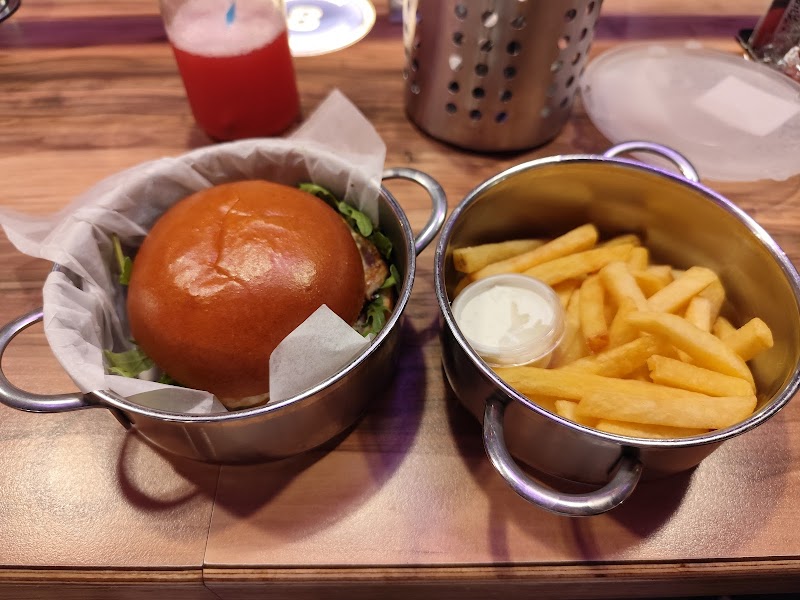ROLLERCOASTERRESTAURANT Vienna