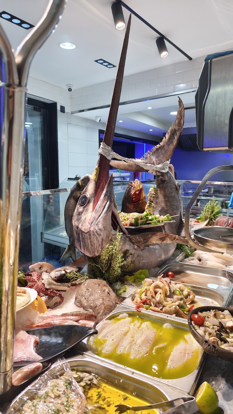 MABINA restaurant and cafe