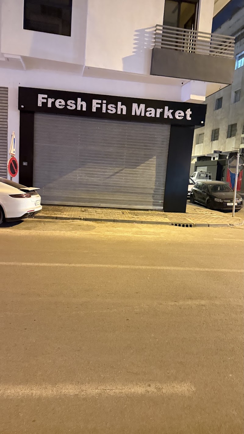 Fresh fish market and restaurant