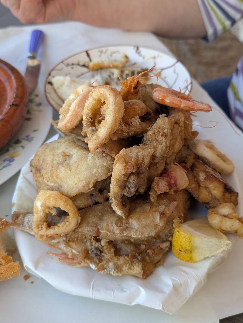 Snacks Friture de Poisson Mellah
