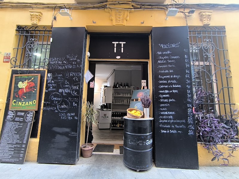Tapas time (tt)típicas tapas de pescado