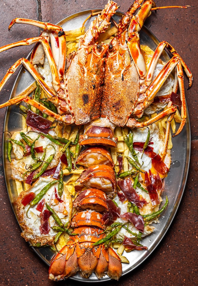 The Bass Bilbao — Marisco, pescado y arroces en Bilbao con especialidad en bogavante