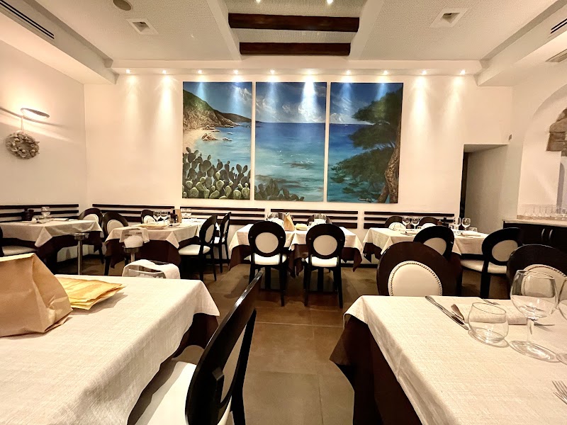 LA CALA Ristorante di Pesce - Ristorante Sardo