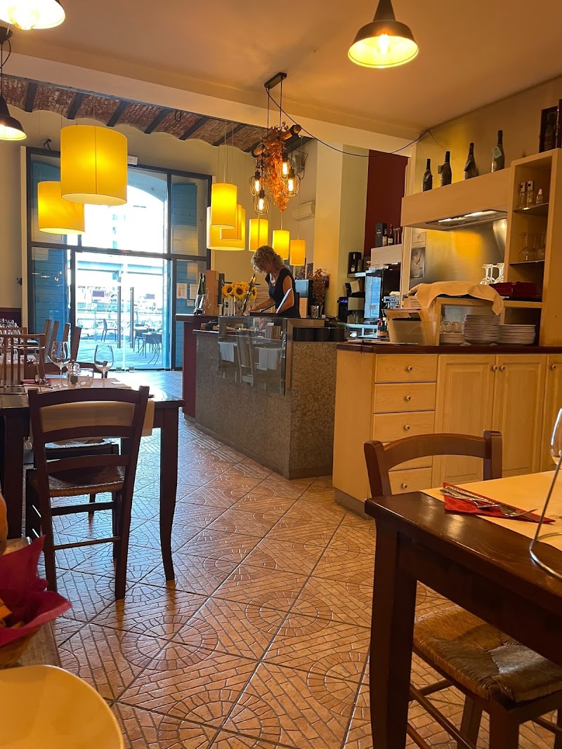 Indarsena Oyster Bar