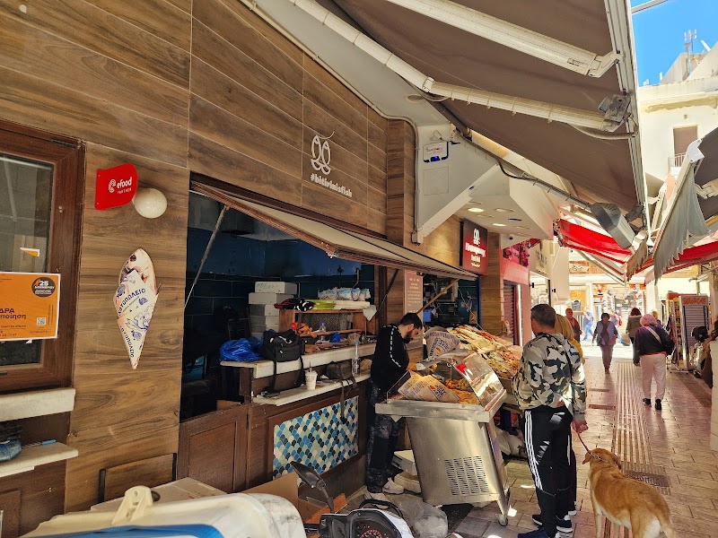 Bitirinis fish street food