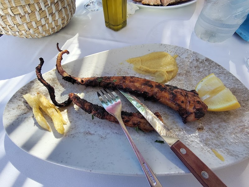 STEFANO FISH TAVERN