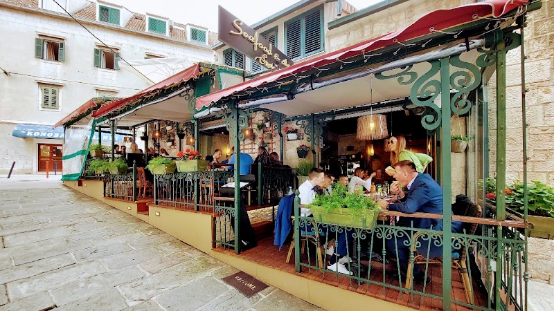 Skalinada Seafood & Steak