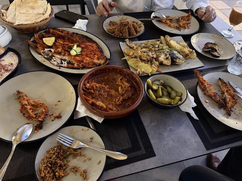 البحرى لشوى الأسماك - Albahri seafood grill
