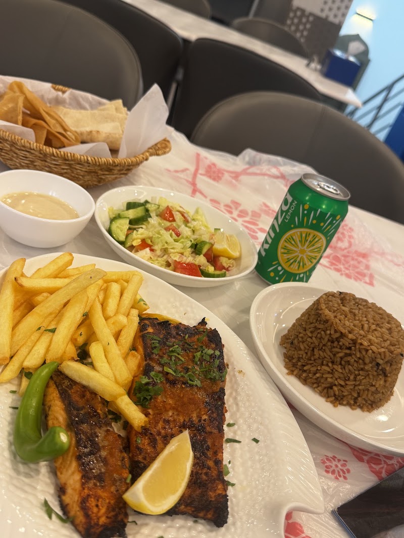 الحوت للمأكولات البحرية Pisces Seafood Restaurant