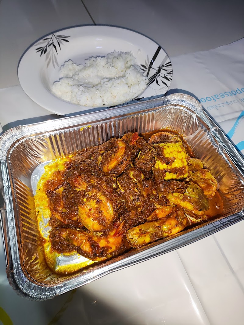 crab pot seafood restaurant - Nuaija