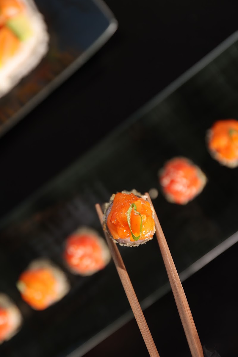 Skyline Sushi Restaurant