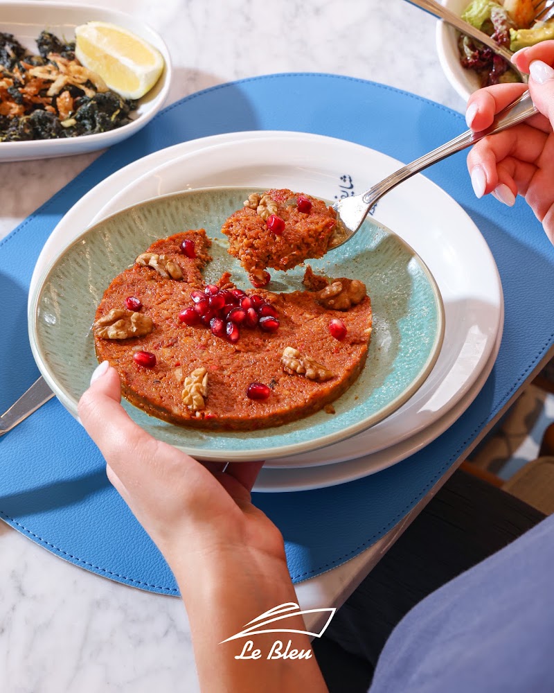 Le Bleu seafood restaurant