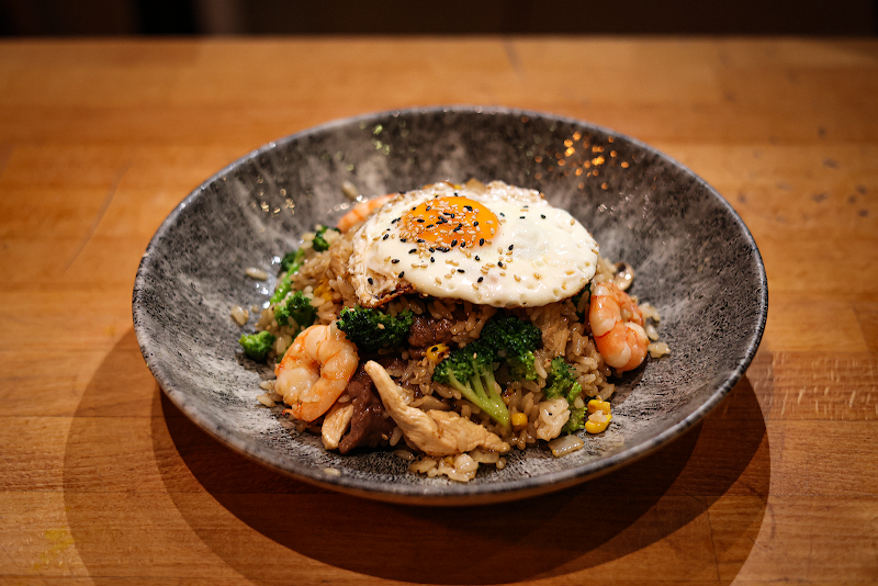 Musashi Noodle & Sushi Bar