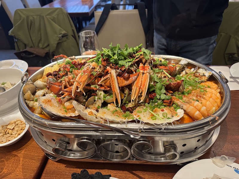 Yin Seafood Restaurant