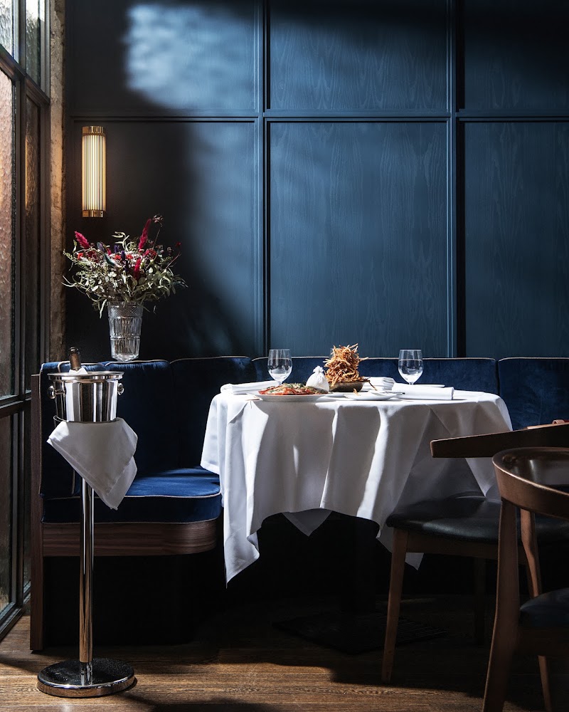 Boulevard Bar & Seafood