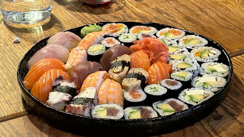 HAMACHI-Ni - Japanese Fish Restaurant