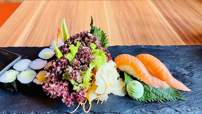 Táo Vietnam Home Cooking & Sushi bar